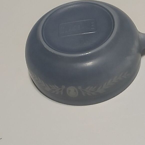 Pair of Glasbake Bowls - Picture 4 of 12